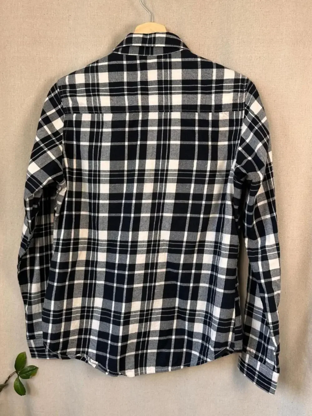 The North Face Womens Plaid Berkeley Girlfriend Shirt‎ M